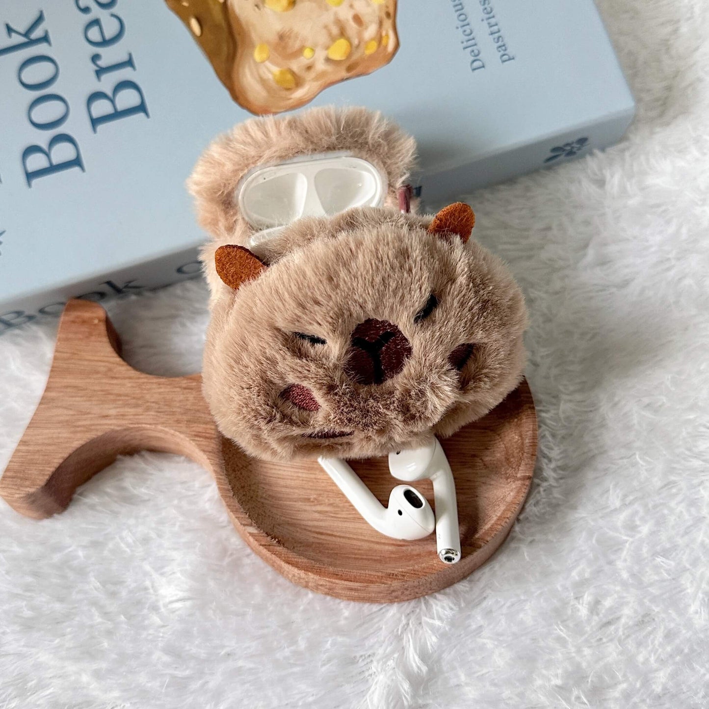 AirPods Case | Fluffy Capybara